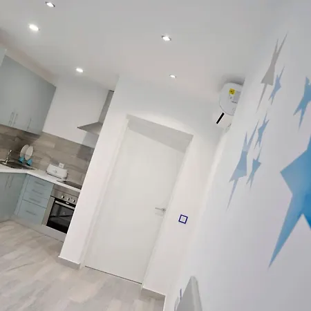 דירה One Bedroom With Wifi At 3 Km Away From The Beach *